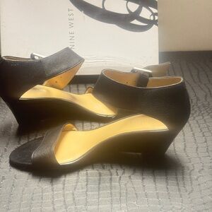 Nine West Black Leather Wedge Sandals